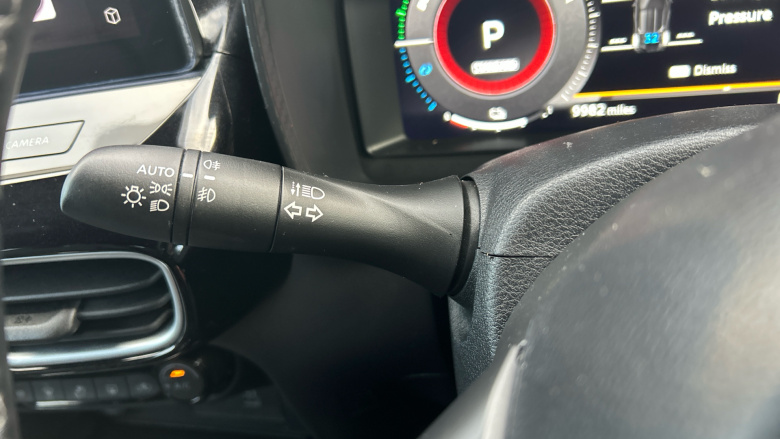 Nissan Juke 1.6 Hybrid Tekna 5dr Auto Hybrid Hatchback